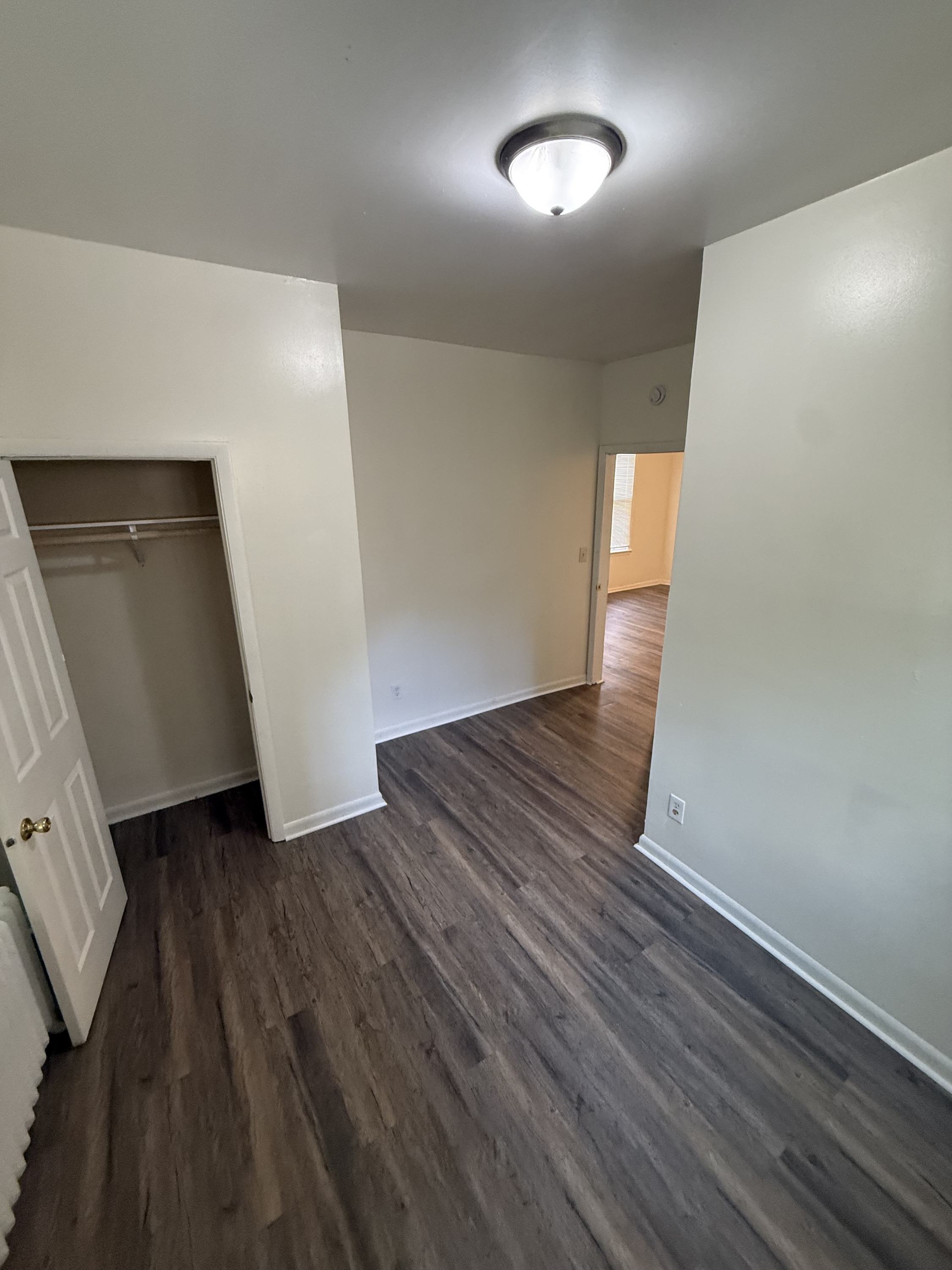 546 Edmund Ave. W, 1