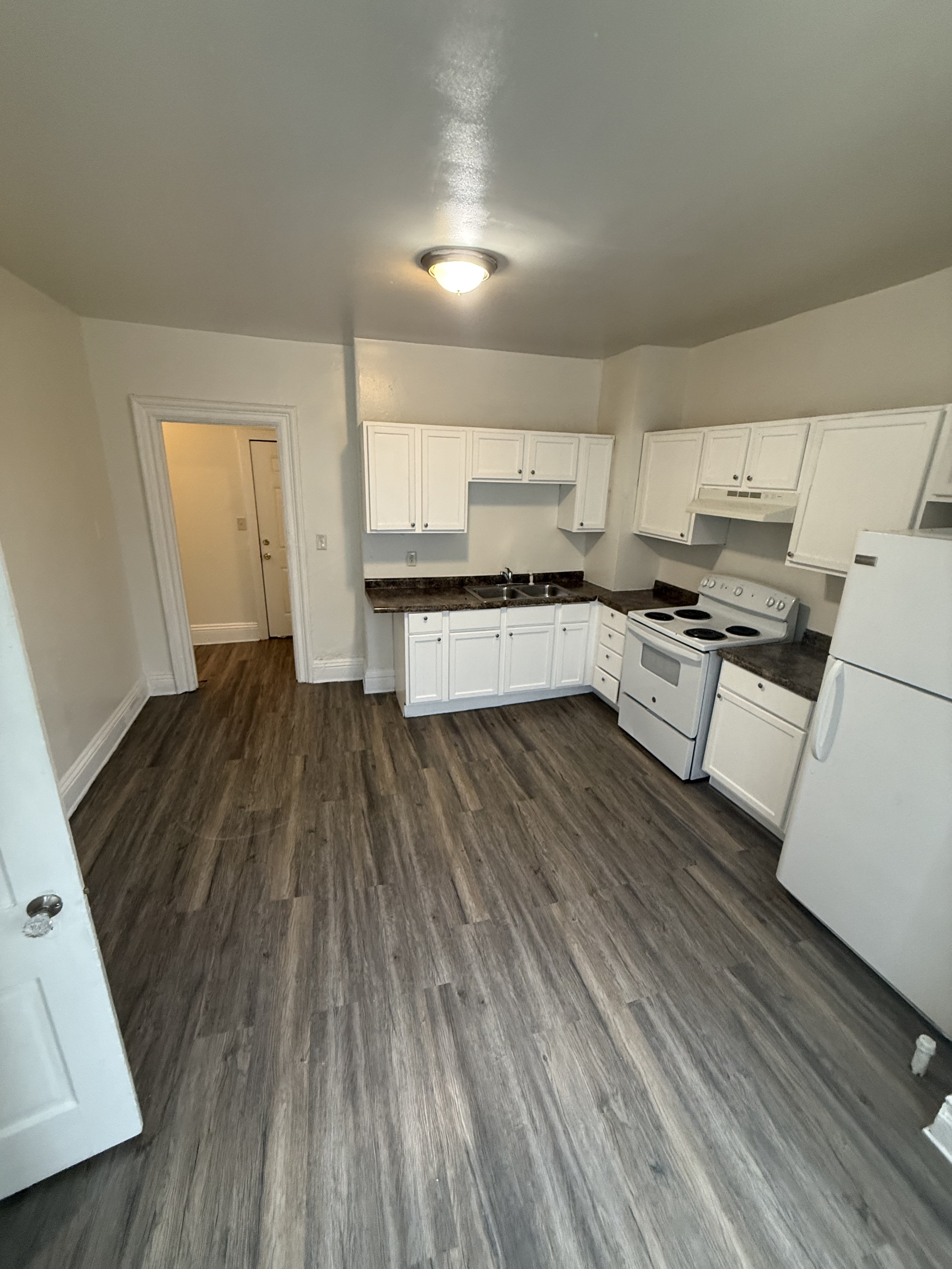 1127 Ross Ave., 2